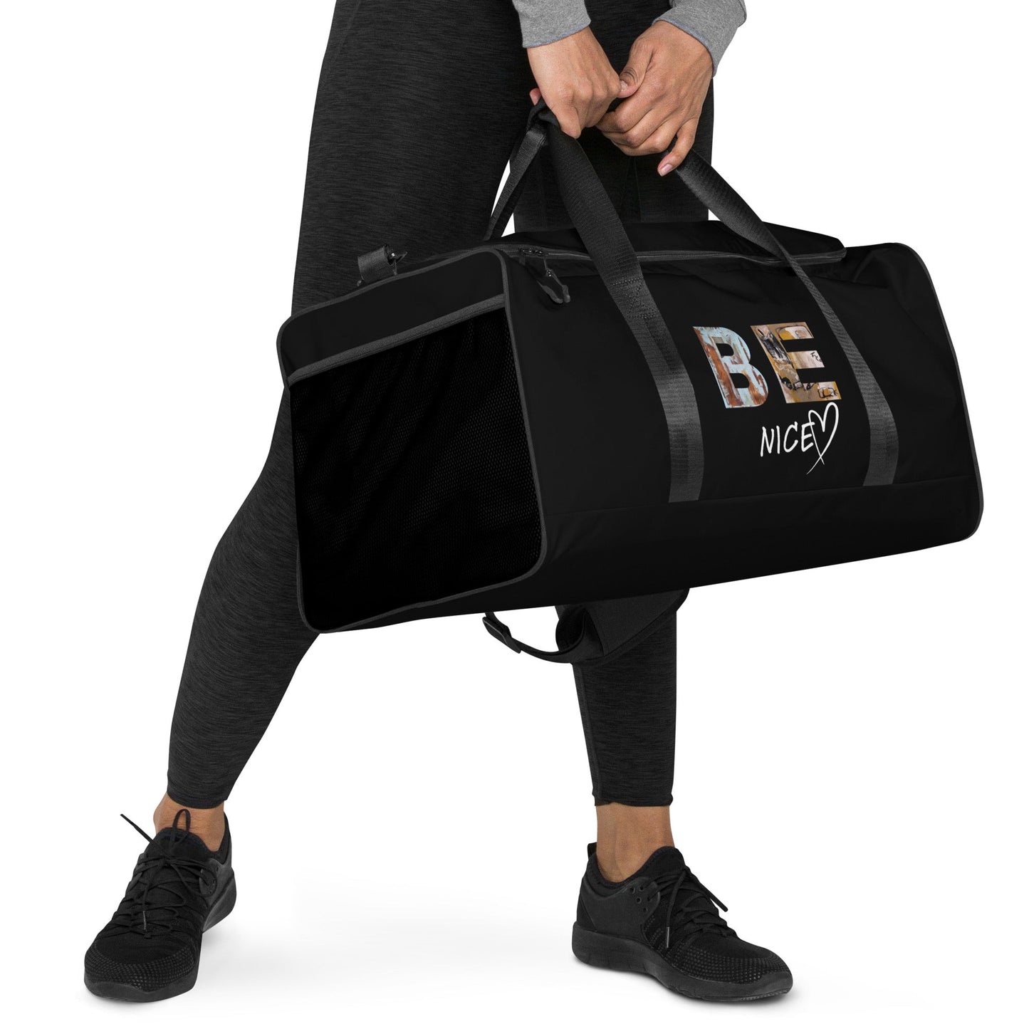BE NICE Duffle Bag – Eliana Zeferino